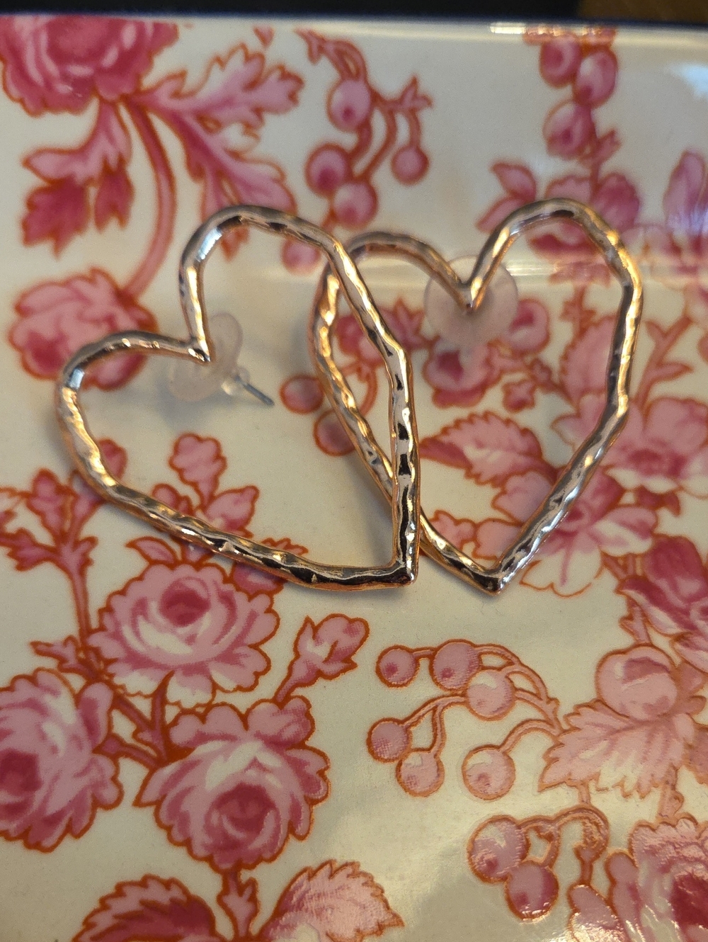 Hammered Heart Hoop Earrings - Rose Gold Tone